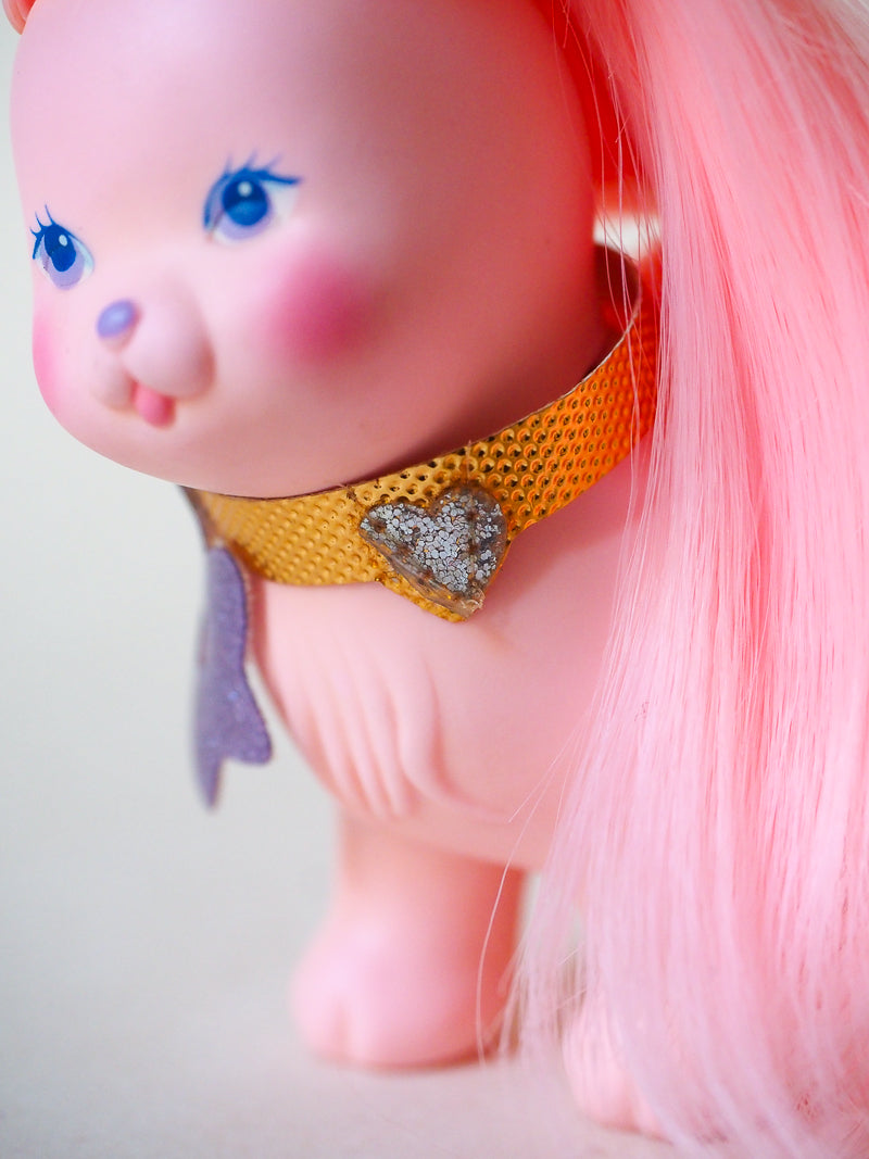 Frivoline – Chien rose vintage à coiffer • Dame Boucleline / Lady Lovely Locks