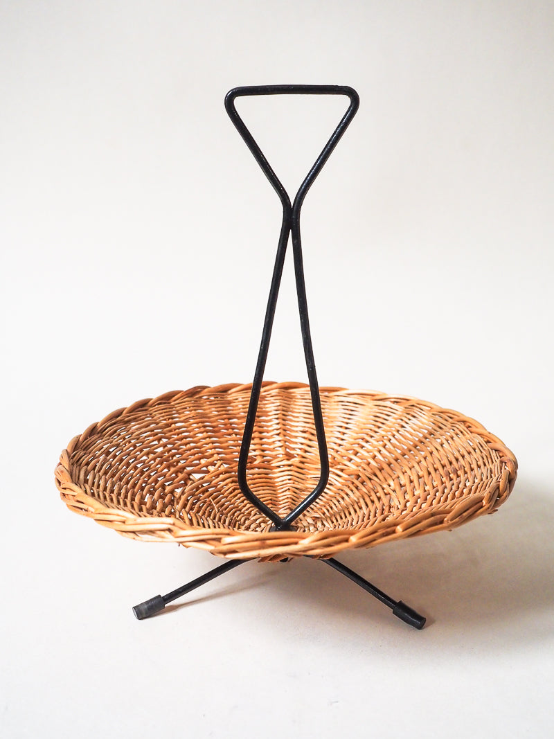 Coupe à fruits tripode en osier tressé – Structure en métal