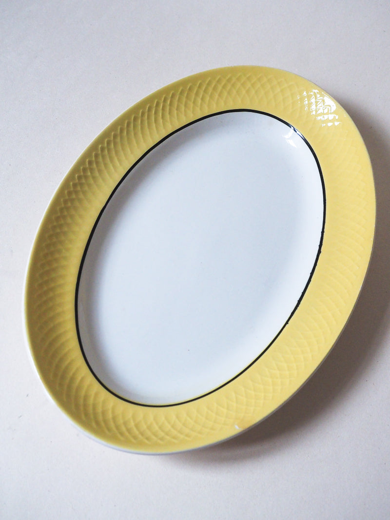 Grand plat oval ancien Moulin des Loups – Collection Orchies à bord jaune