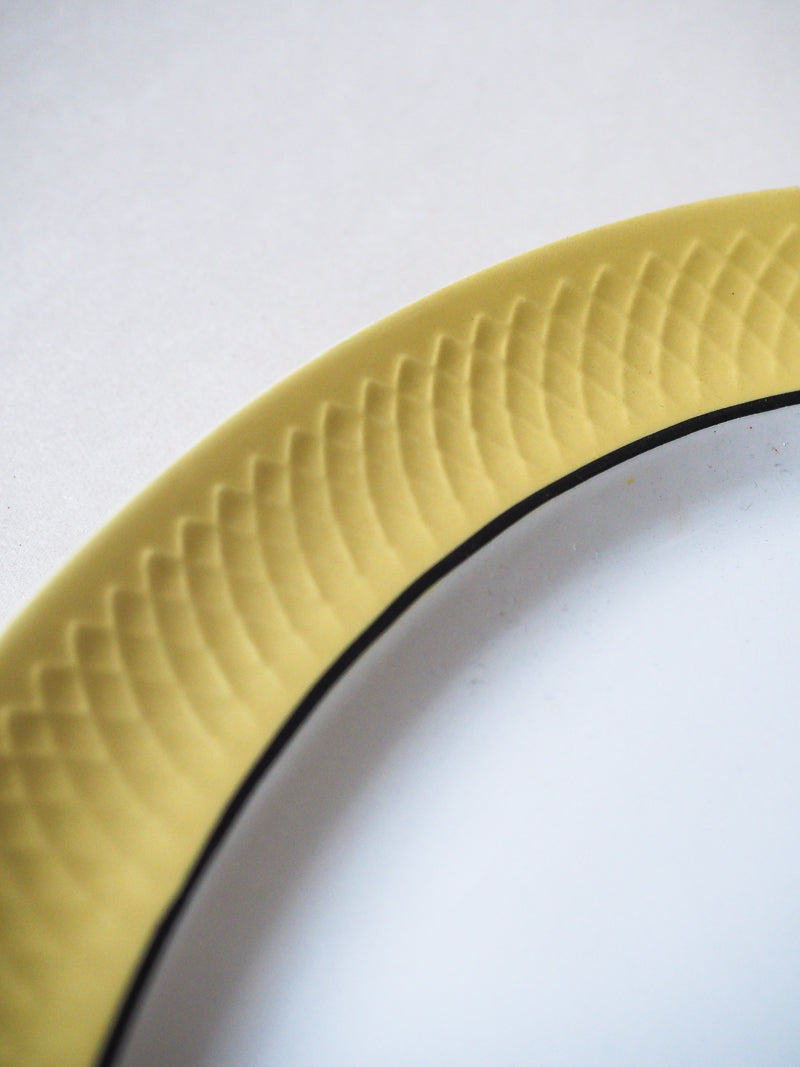 Grand plat oval ancien Moulin des Loups – Collection Orchies à bord jaune