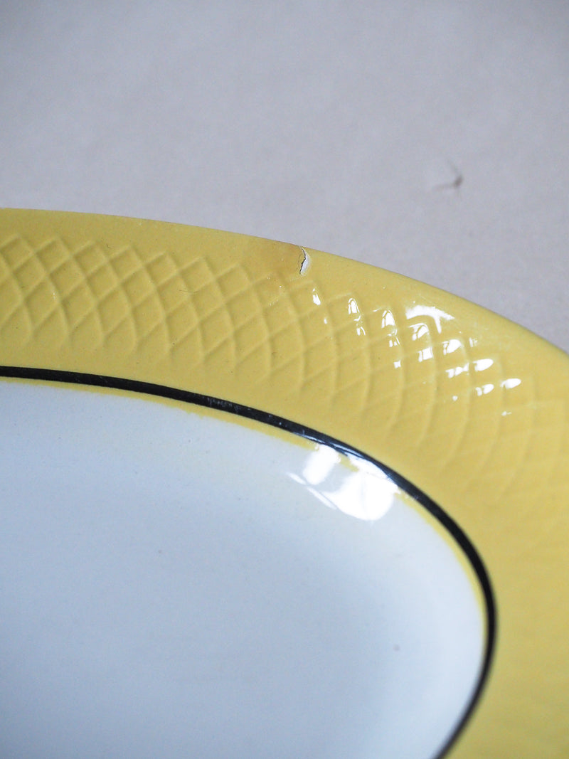 Grand plat oval ancien Moulin des Loups – Collection Orchies à bord jaune