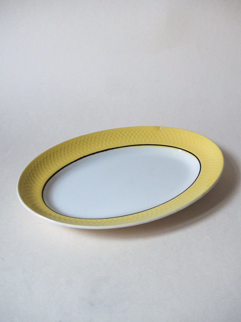 Grand plat oval ancien Moulin des Loups – Collection Orchies à bord jaune