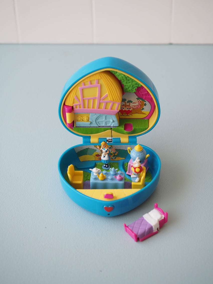 Polly Pocket Alice au Pays des Merveilles Make Up Disney