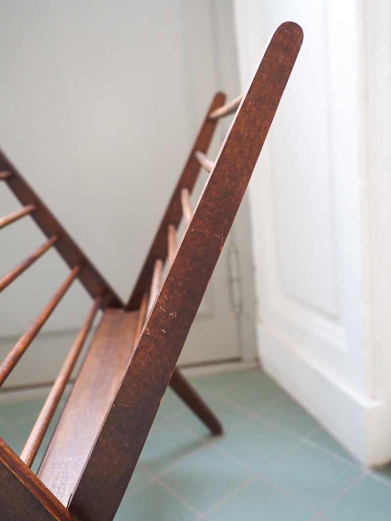 Porte-revues vintage pliant en bois – Style scandinave