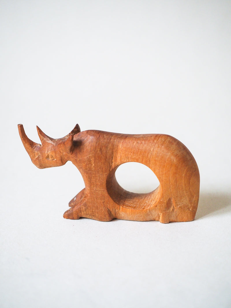 Ronds de serviette artisanaux africains – Lot de 2 – Rhinocéros et Guépard