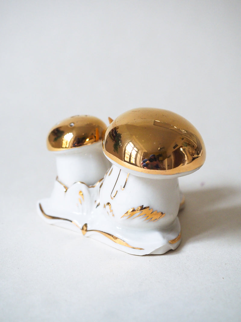 🍄 Set salière, poivrier & pot à moutarde – Champignons dorés – Porcelaine de Limoges