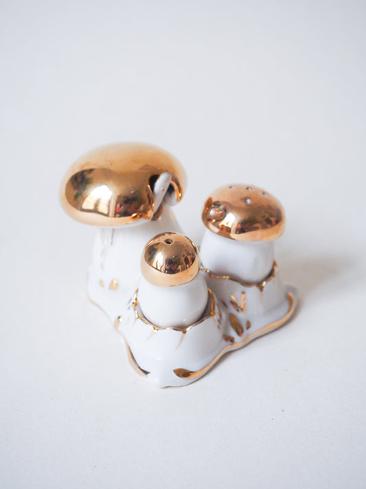 🍄 Set salière, poivrier & pot à moutarde – Champignons dorés – Porcelaine de Limoges
