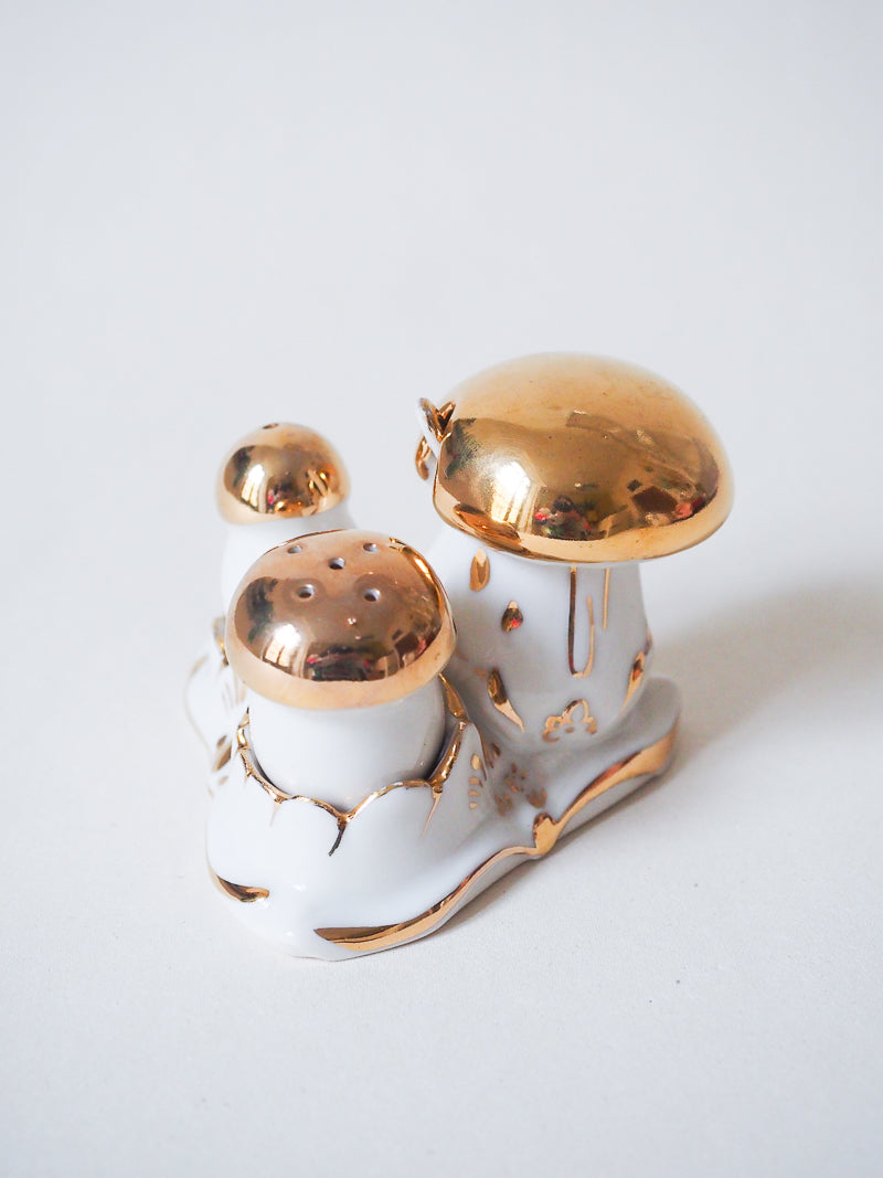 🍄 Set salière, poivrier & pot à moutarde – Champignons dorés – Porcelaine de Limoges