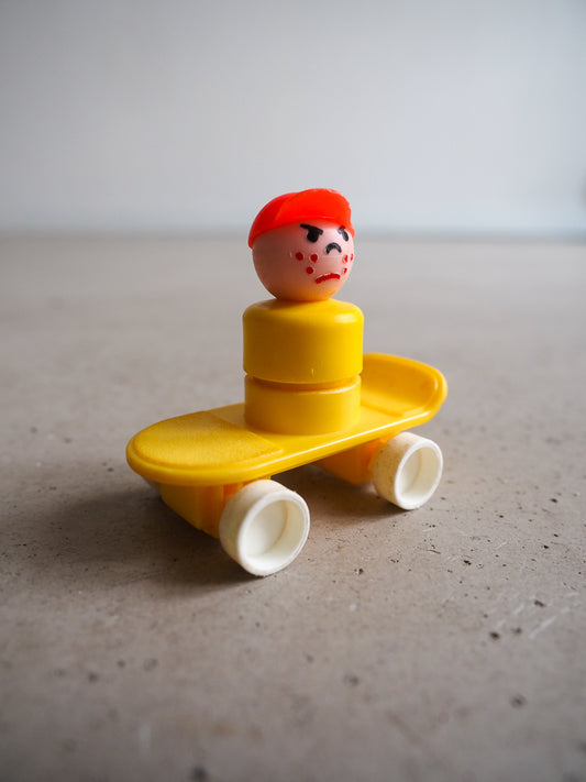 Skate et personnage Little People