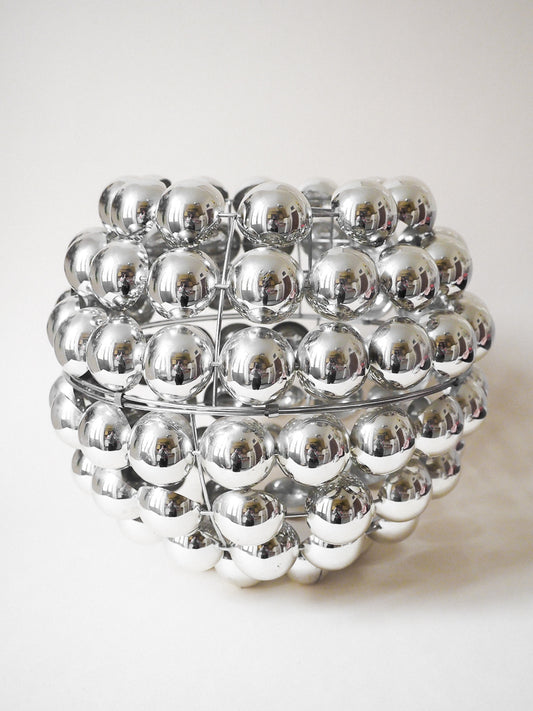 Suspension cinétique Space Age 80s – Demi-sphères chromées miroir • Style Kare Design – Ø32 cm