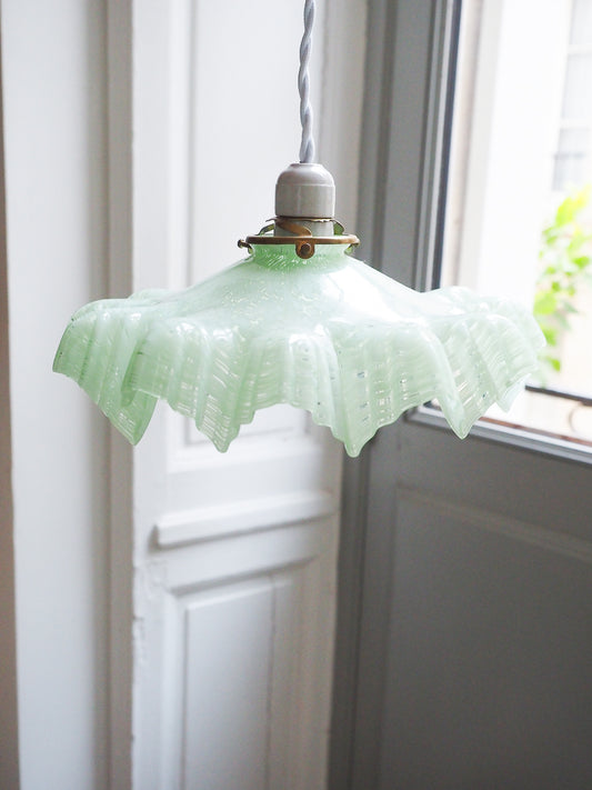 Suspension vintage verre de Clichy - forme drapé – moucheté vert + fil en tissu tosadé neuf