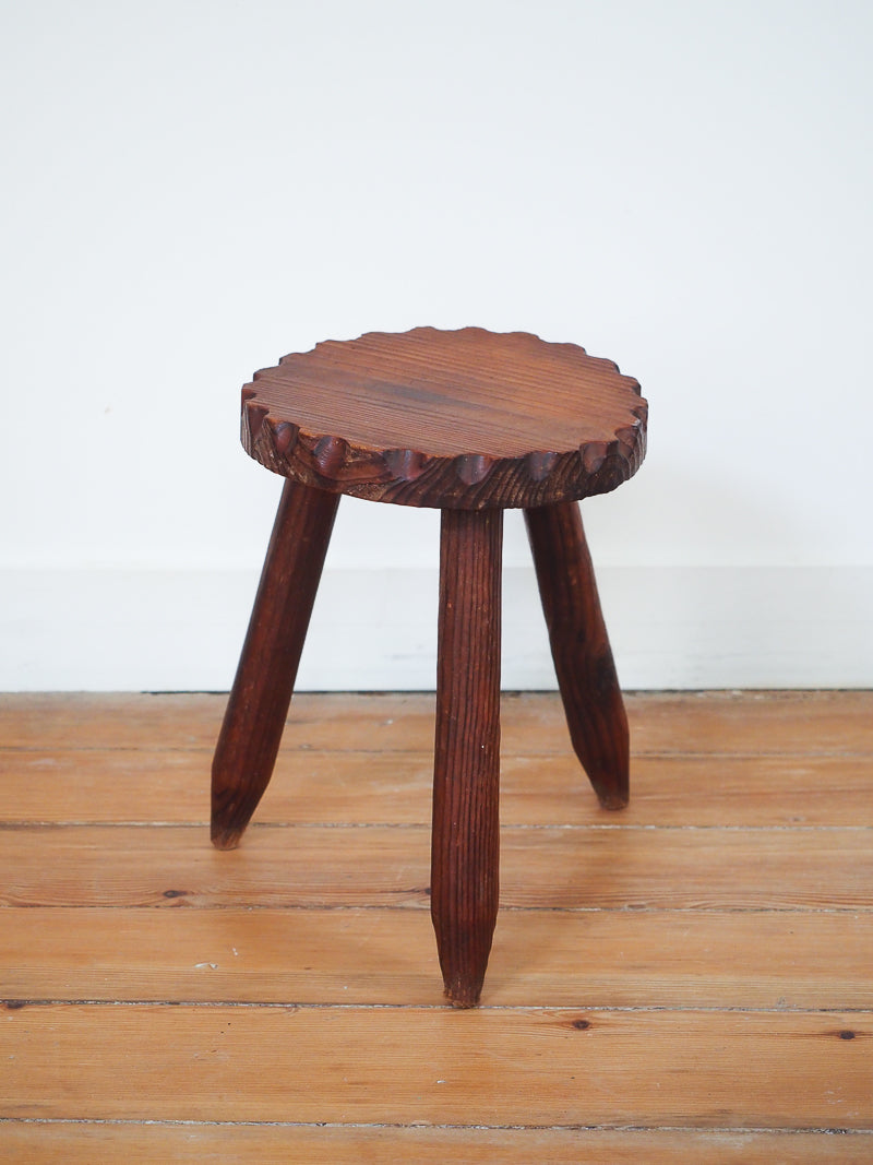 tabouret tripode de vacher vintage
