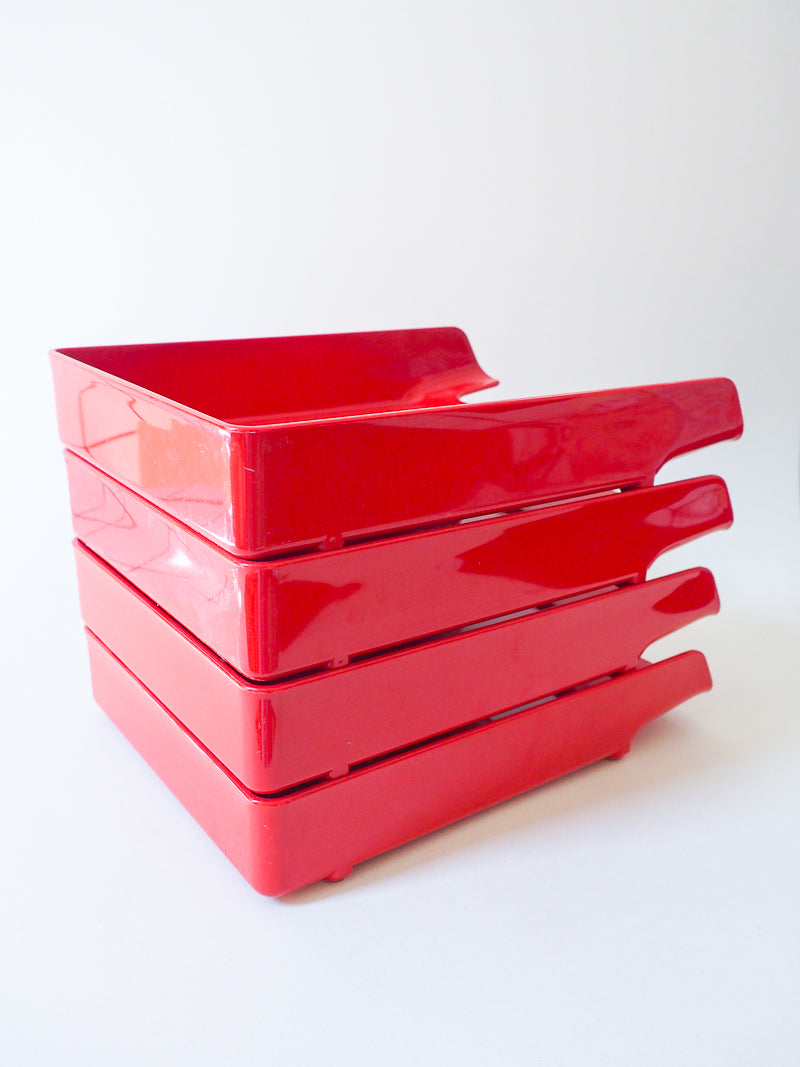 Lot de 4 corbeilles à courrier Leitz – Rouge – Design Space Age – Années 1970