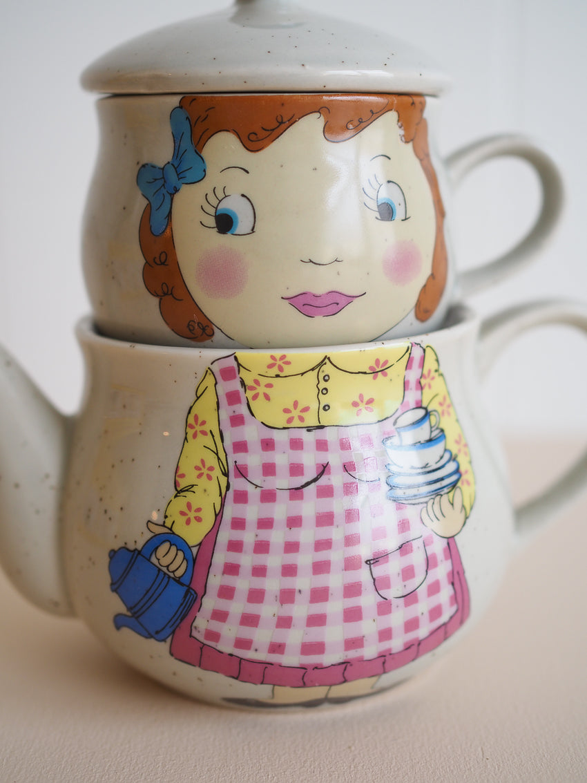 Théière individuelle vintage avec sa tasse maman